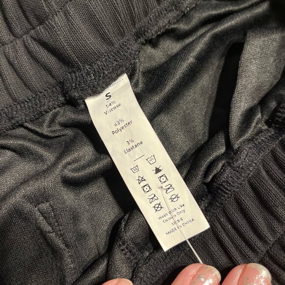 Halara Wide Leg Black Pants With White Drawstring Size S Viscose/Polyester - Picture 3 of 4